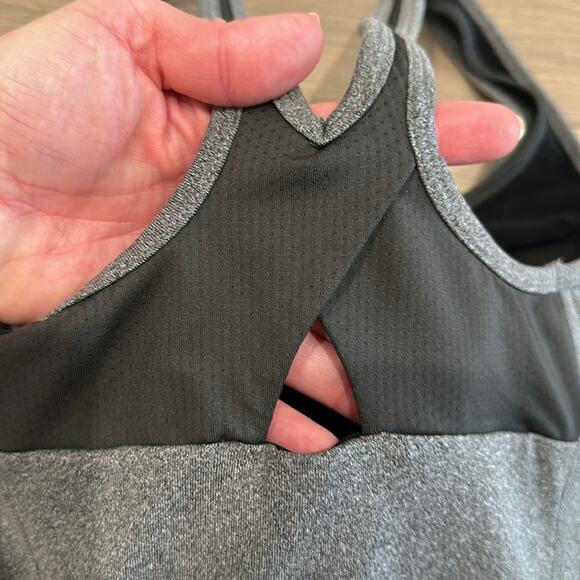 LUCY Gray Layered V Neck Racerback Mesh Keyhole Back Shelf Bra Tank Top Size S - Picture 8 of 10